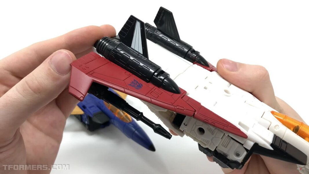 Transformers Earthrise Seeker Elite Ramjet And Dirge  (10 of 23)